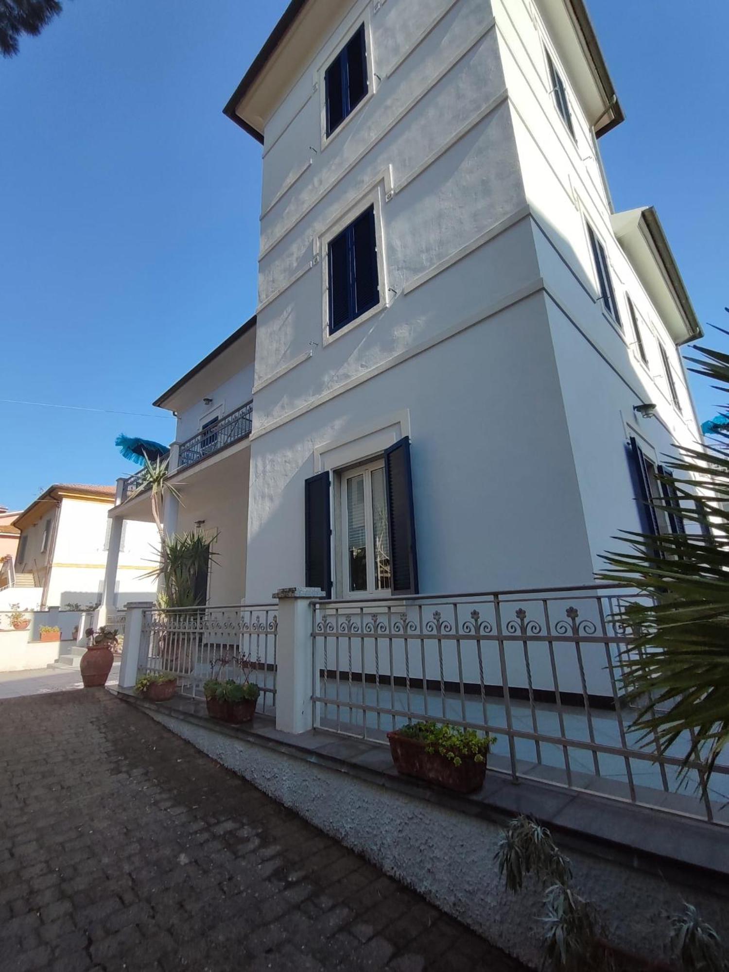 Marina Azzurra Vistamare - Hituscany Marina di Campo Exterior photo